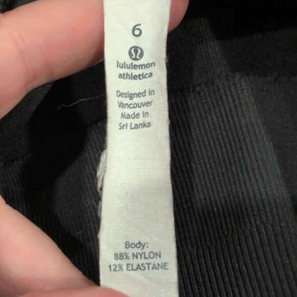 Lululemon Zone In Crop Black - Picture 10 of 11